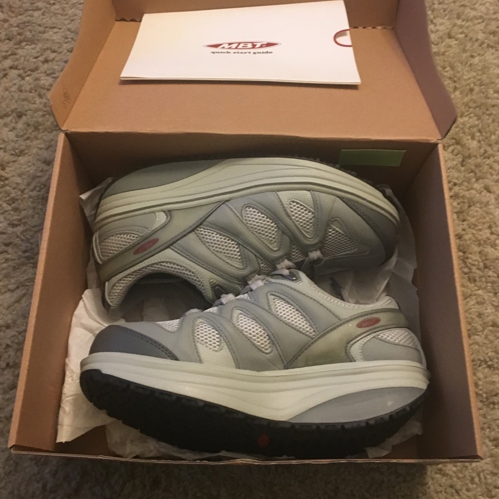MBT athletic shoes- NWT